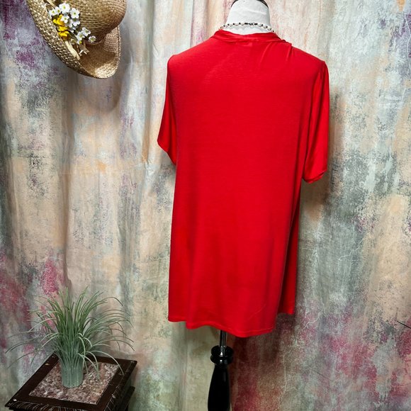 πLavish 2 in 1 Plus Size Rayon Top - Picture 6 of 13